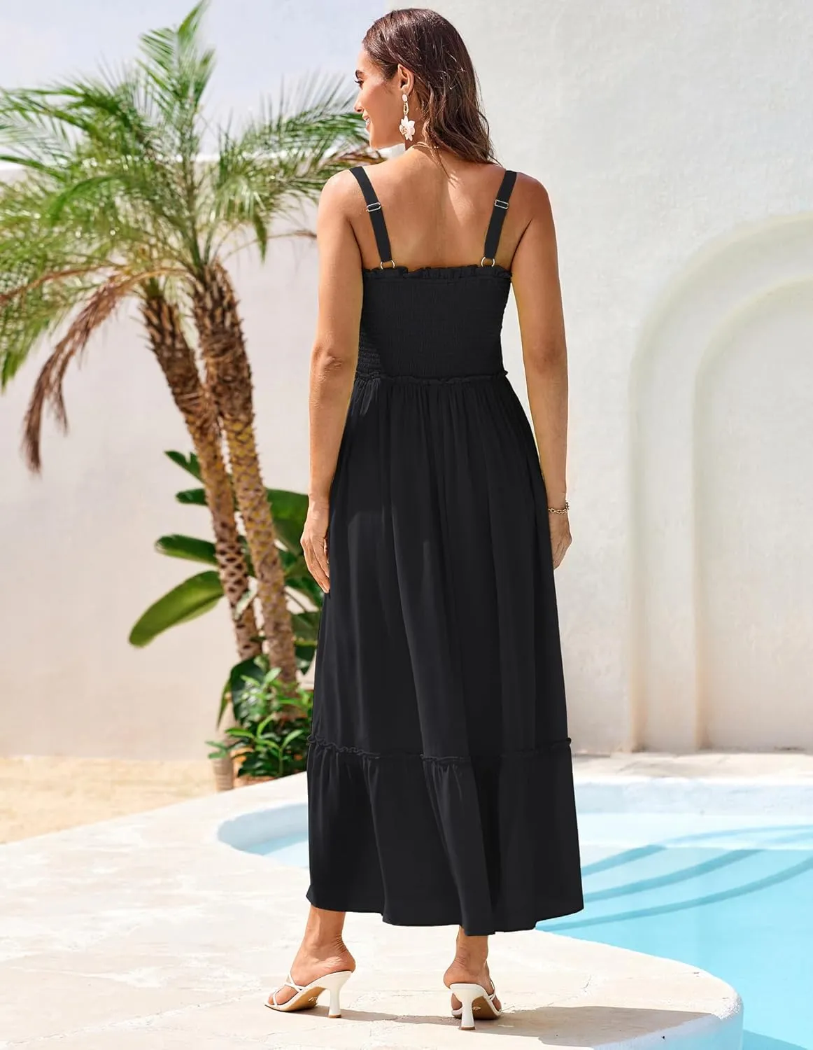 GRACE KARIN 2025 Womens Summer Flowy A-line Boho Dresses Spaghetti Strap Long Beach Sundress Smocked Maxi Dress with Pockets